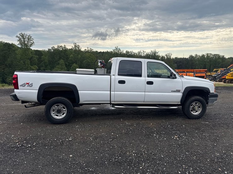 2003-chevrolet-2500hd-image-6