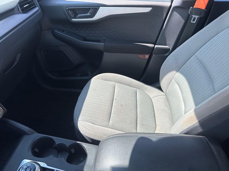2020-ford-escape-image-20