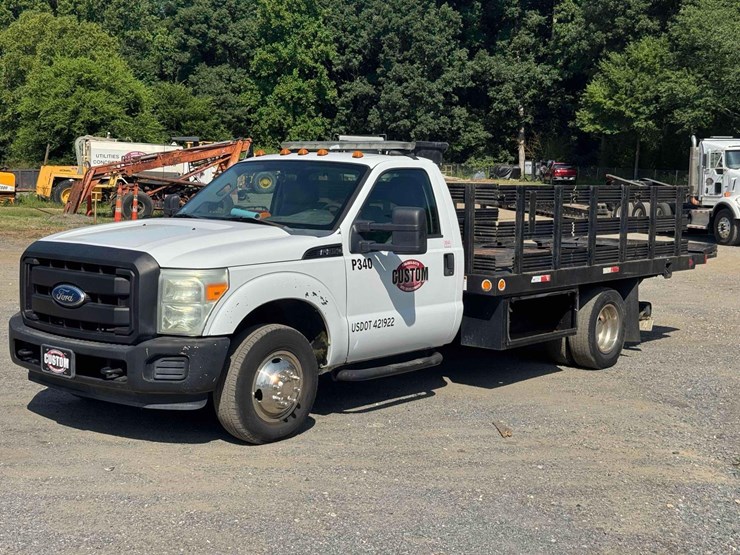 2011-ford-f350-image-1