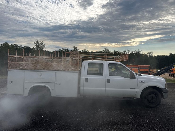 2006-ford-f350-xl-image-7
