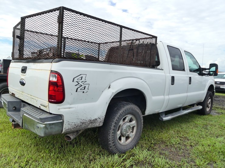 2013-ford-f250-xlt-image-3