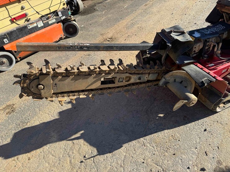 2015-baretto-2024tk-36"-track-trencher-image-9