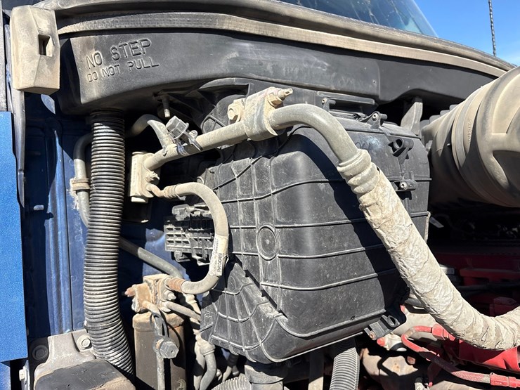 2018-kenworth-t680-image-50