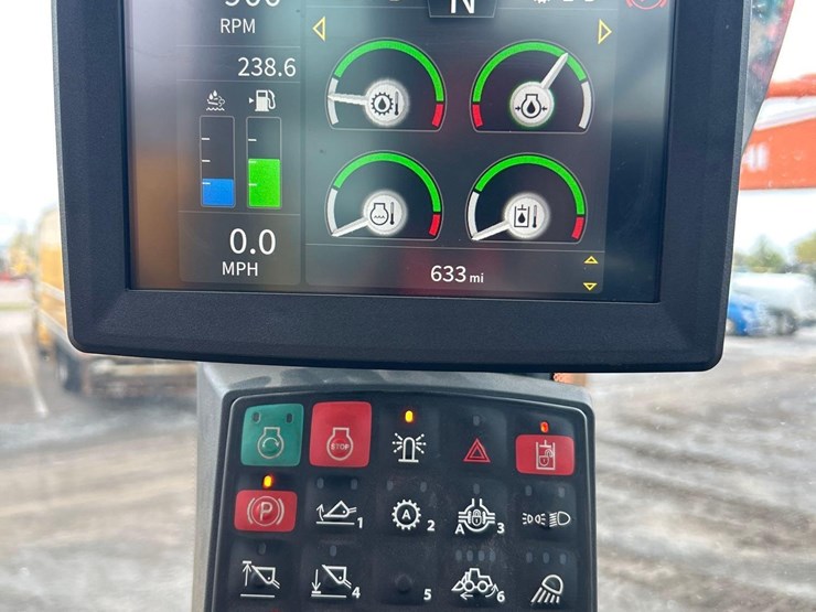 2024-john-deere-624-image-47