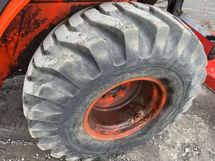 2013-kubota-b3000-image-9