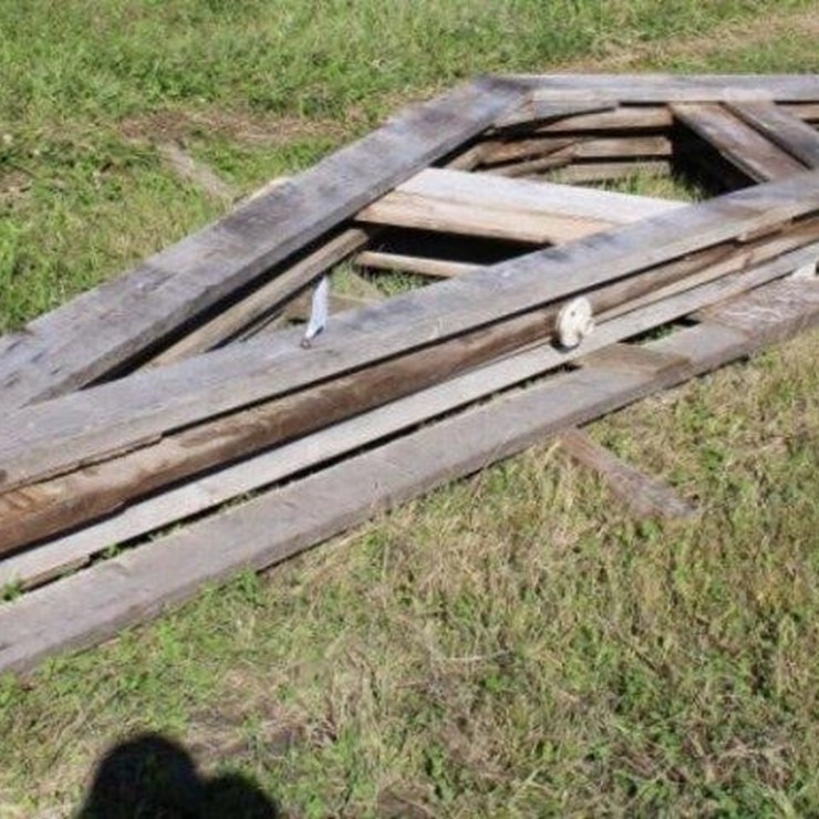 (5) 20ft Trusses - 4/12 Pitch