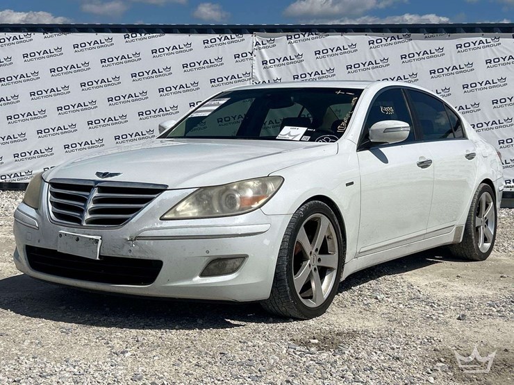 2009-hyundai-genesis-sedan-image-1