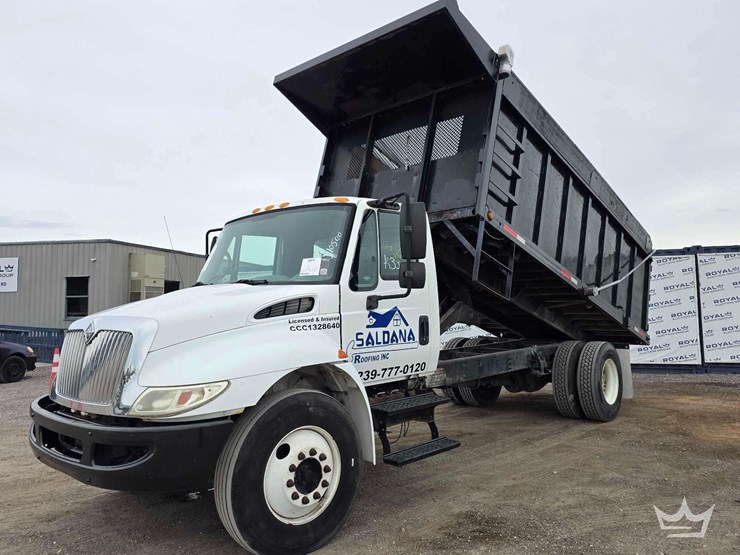 2009-international-durastar-4300-image-1