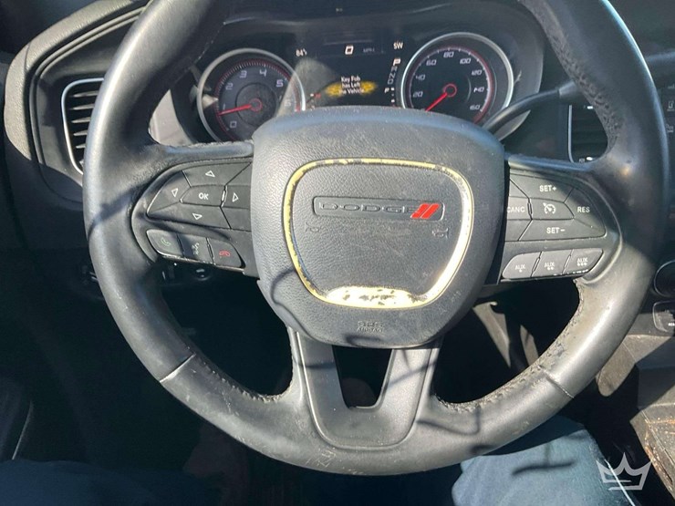 2016-dodge-charger-sedan-image-16