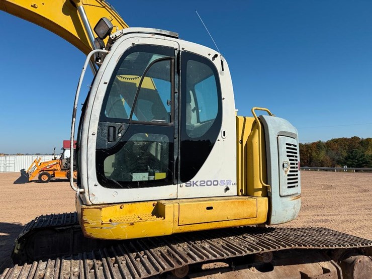 kobelco-sk200sr-lc-image-22