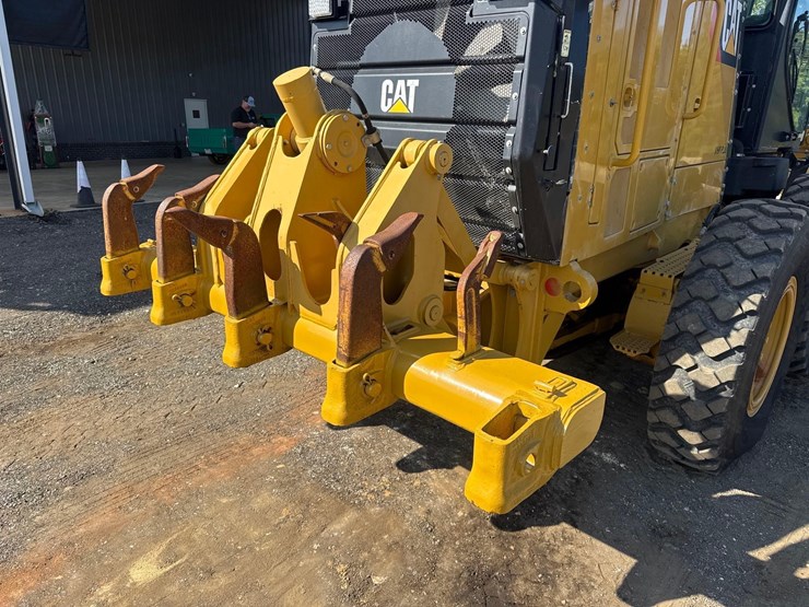 2011-caterpillar-140m2-vhp-plus-image-19