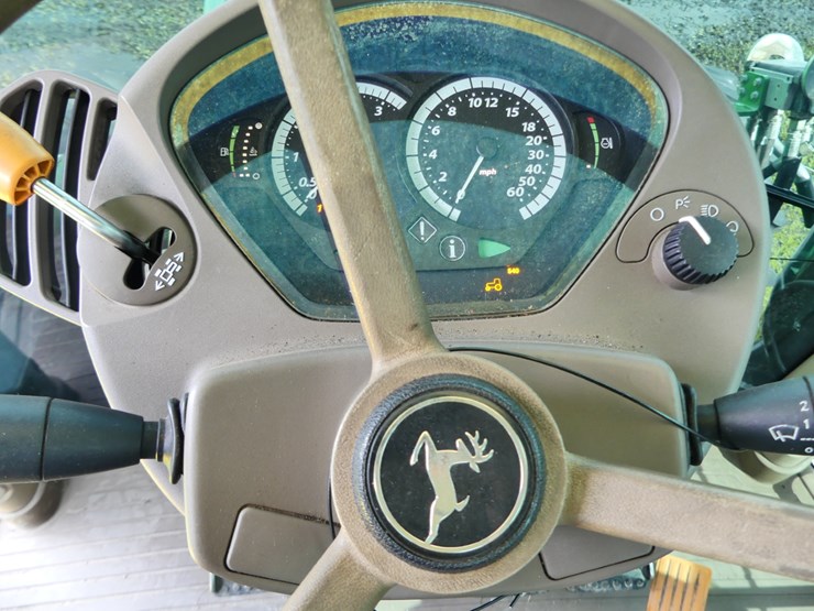 john-deere-6120r-image-16