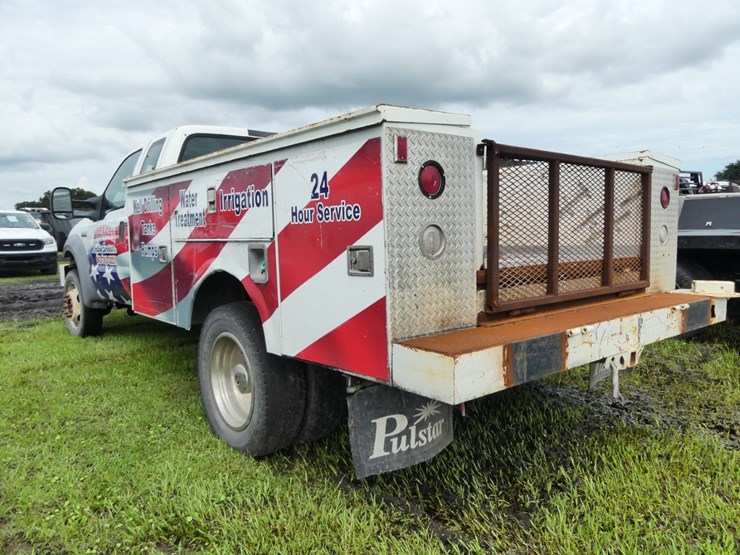 2005-ford-f550-xl-image-4