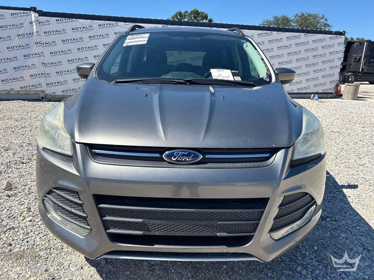 2014-ford-escape-image-24