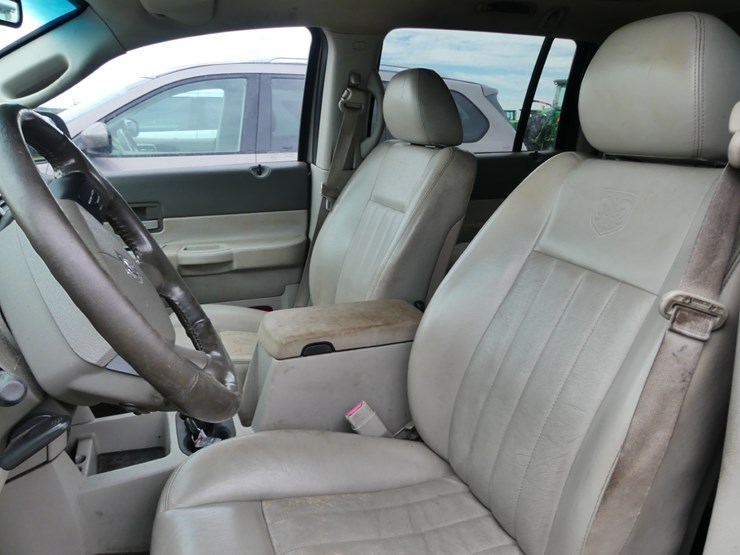 2006-dodge-durango-image-9