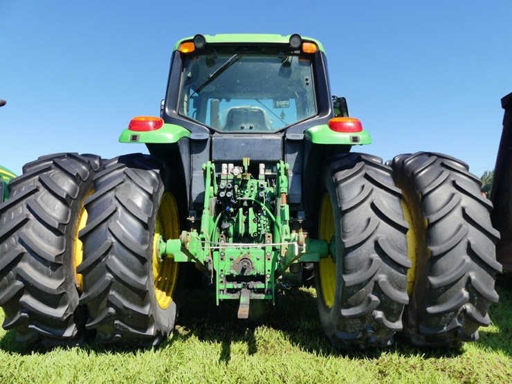 2014-john-deere-6125m-image-5