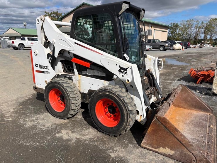 2016-bobcat-s570-image-9