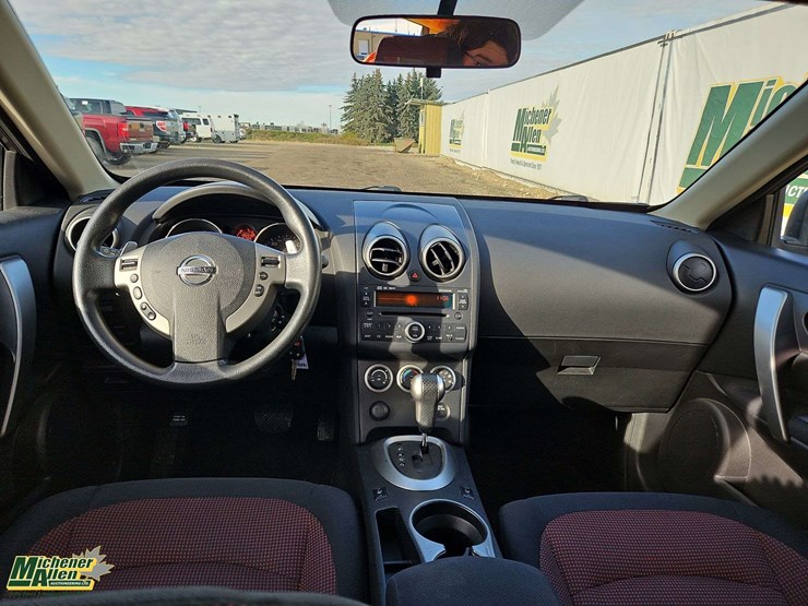 2009-nissan-rogue-image-17
