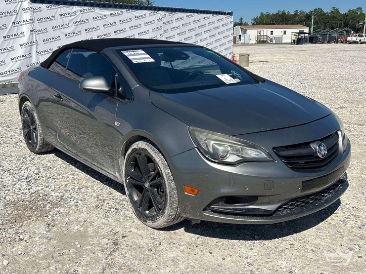 2018-buick-cascada-sedan-image-2