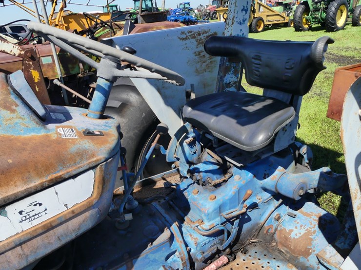 ford-7610-image-10
