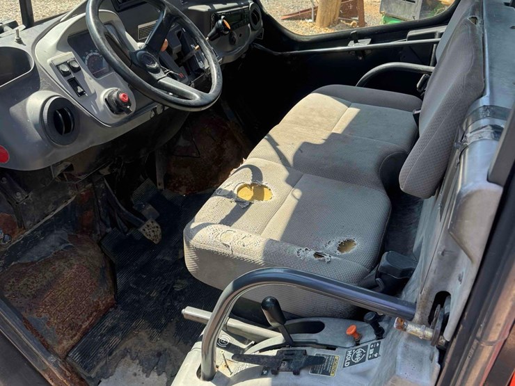 kubota-rtv1100-image-6
