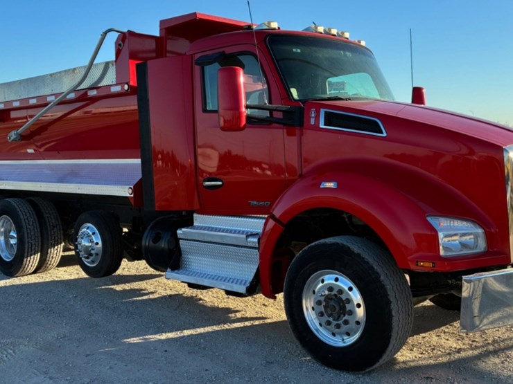 2021-kenworth-t880-image-8