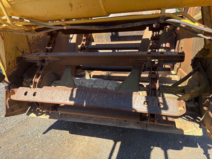 2000-caterpillar-613c-image-15