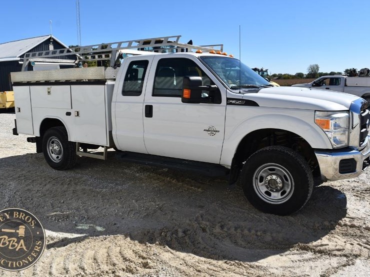 2015-ford-f350-sd-image-5