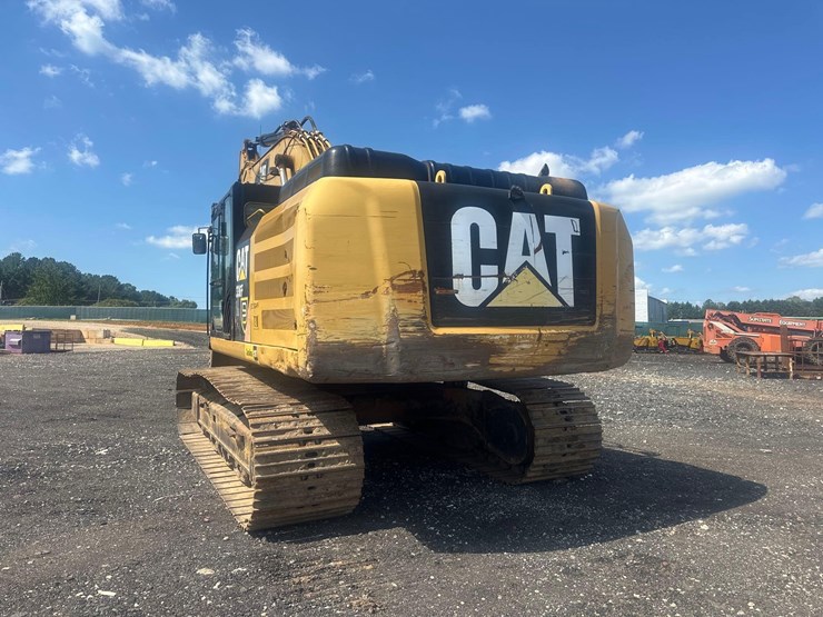 2017-caterpillar-336fl-image-11