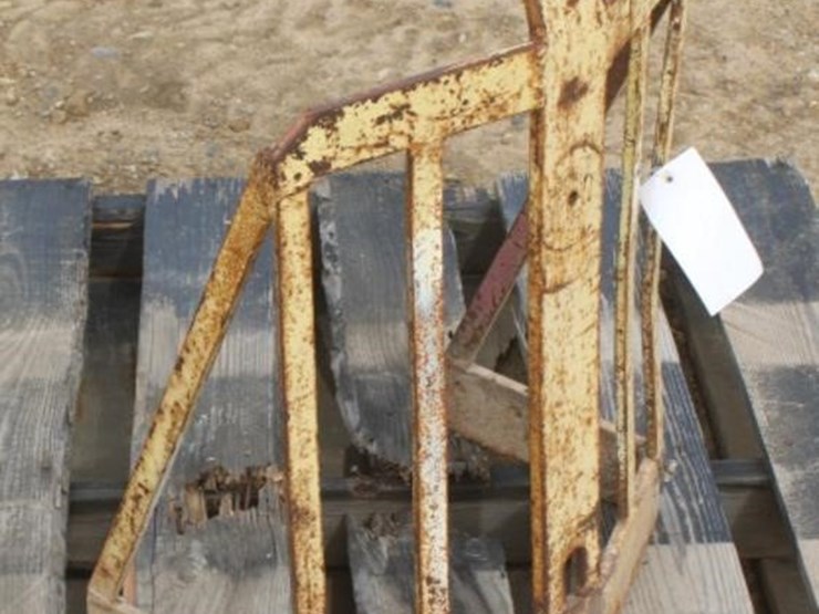 tractor-grill-guard---unknown-fit-image-2