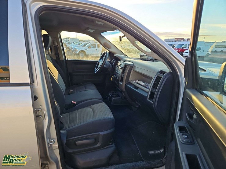 2010-dodge-ram-1500-image-32
