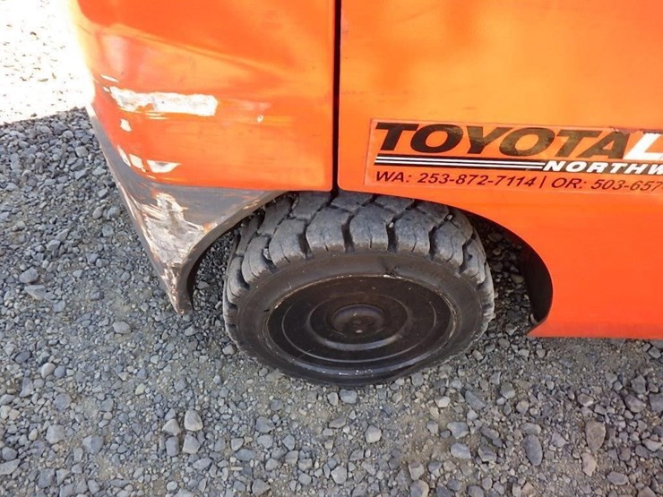 toyota-8fgcu25-image-12