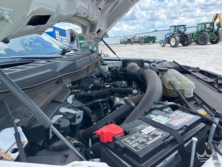 2022-ford-f150-image-10