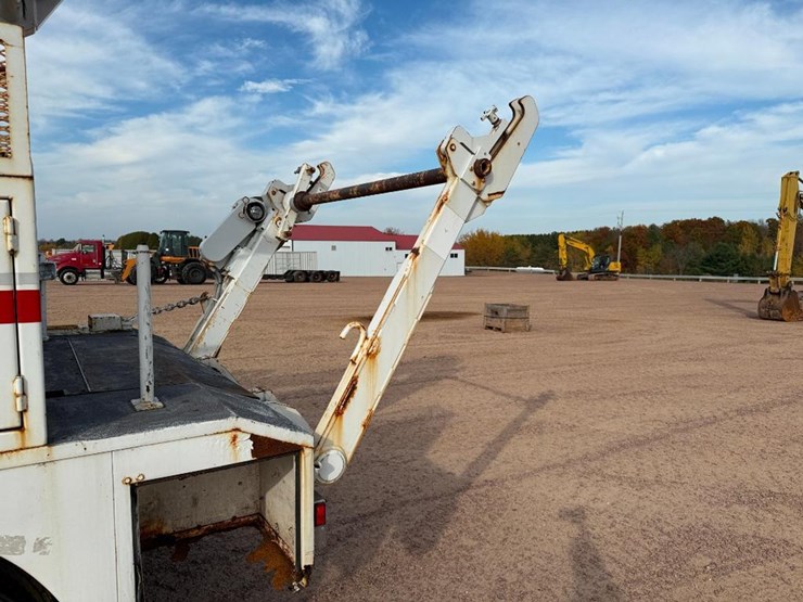 2008-international-durastar-4300-image-34