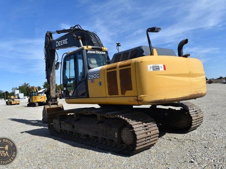2013-deere-290g-lc-image-3