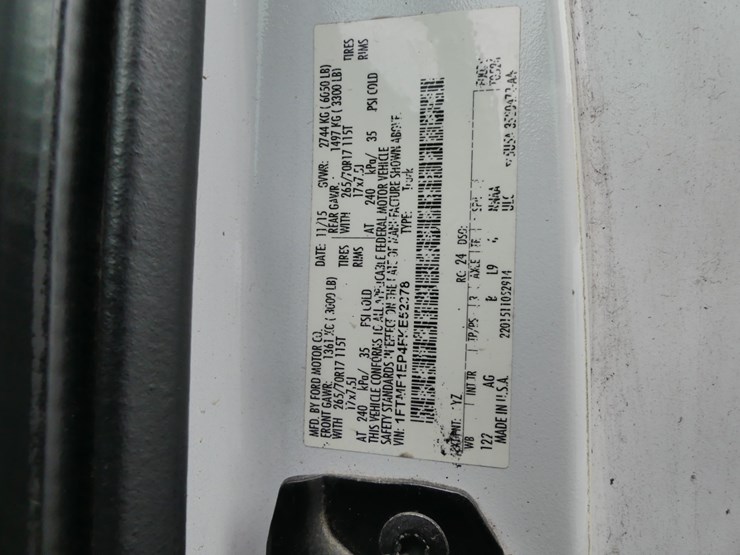 2015-ford-f150-xl-image-14