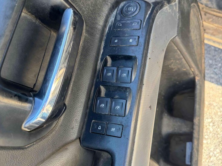 2014-chevrolet-silverado-1500-image-12