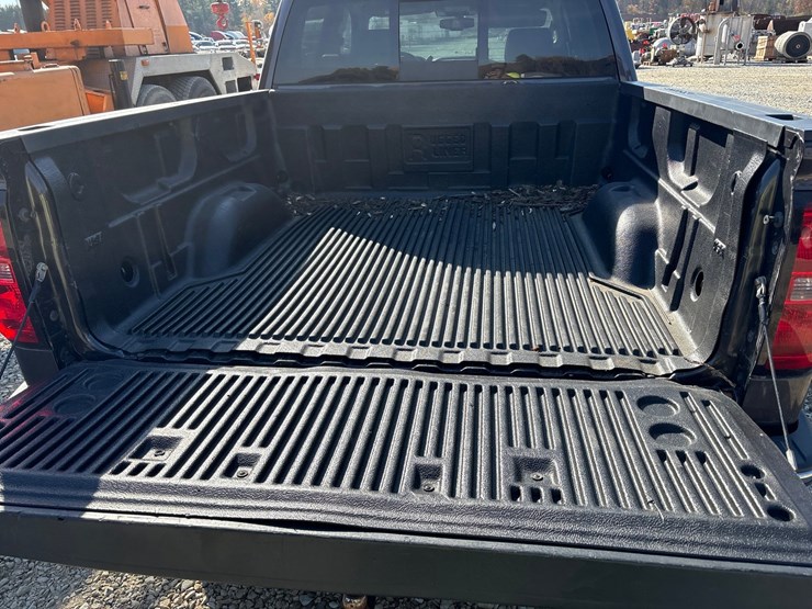 2015-chevrolet-1500-image-17
