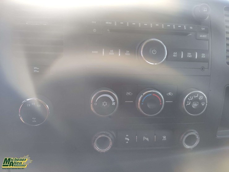 2009-chevrolet-silverado-2500hd-image-18