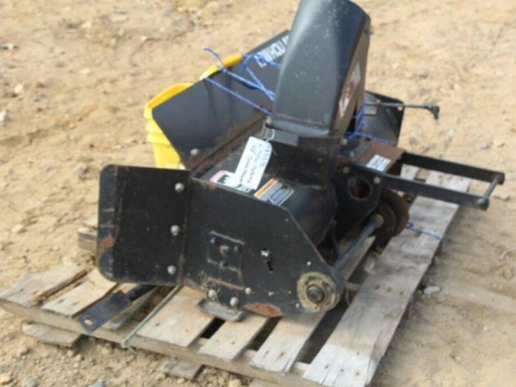 new-holland-snowblower-attachment-42"-image-4