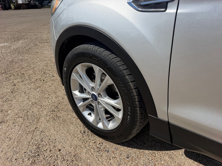 2017-ford-escape-image-6