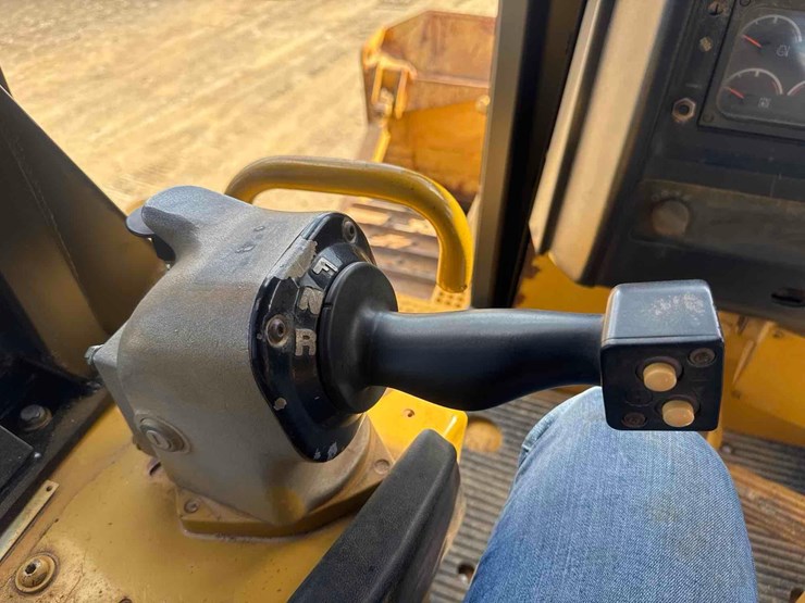 2000-caterpillar-d6r-xl-image-31