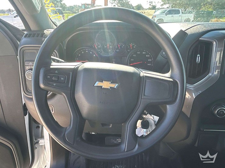 2021-chevrolet-silverado-1500-image-13