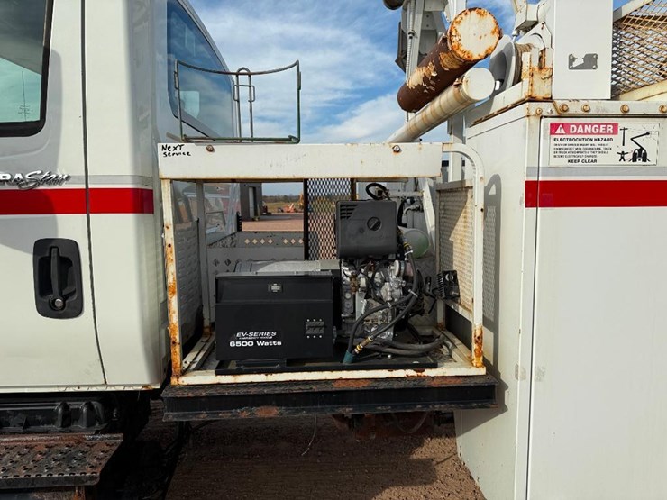 2008-international-durastar-4300-image-27