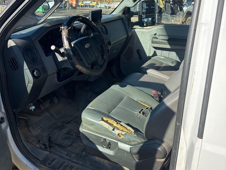 2013-ford-f550-image-20