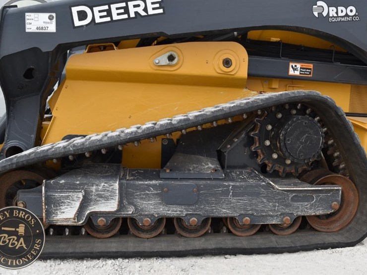 2024-deere-333g-image-28