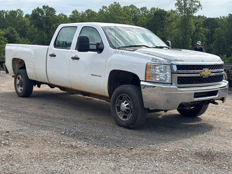 2012-chevrolet-silverado-2500hd-image-7