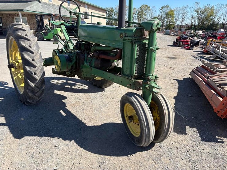 john-deere-b-image-6