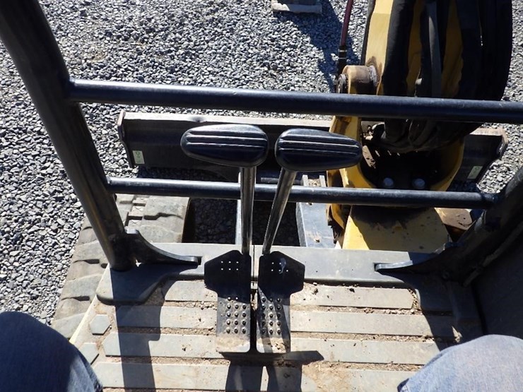 caterpillar-305e2-image-45