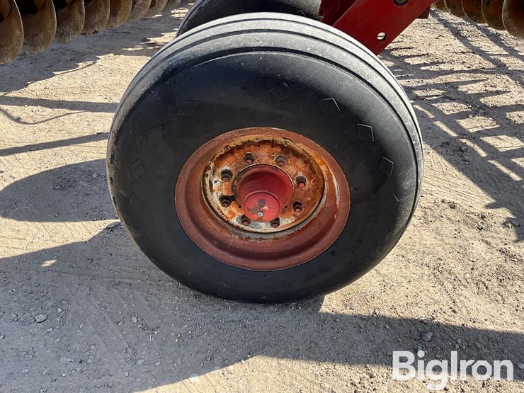case-ih-3950-image-17